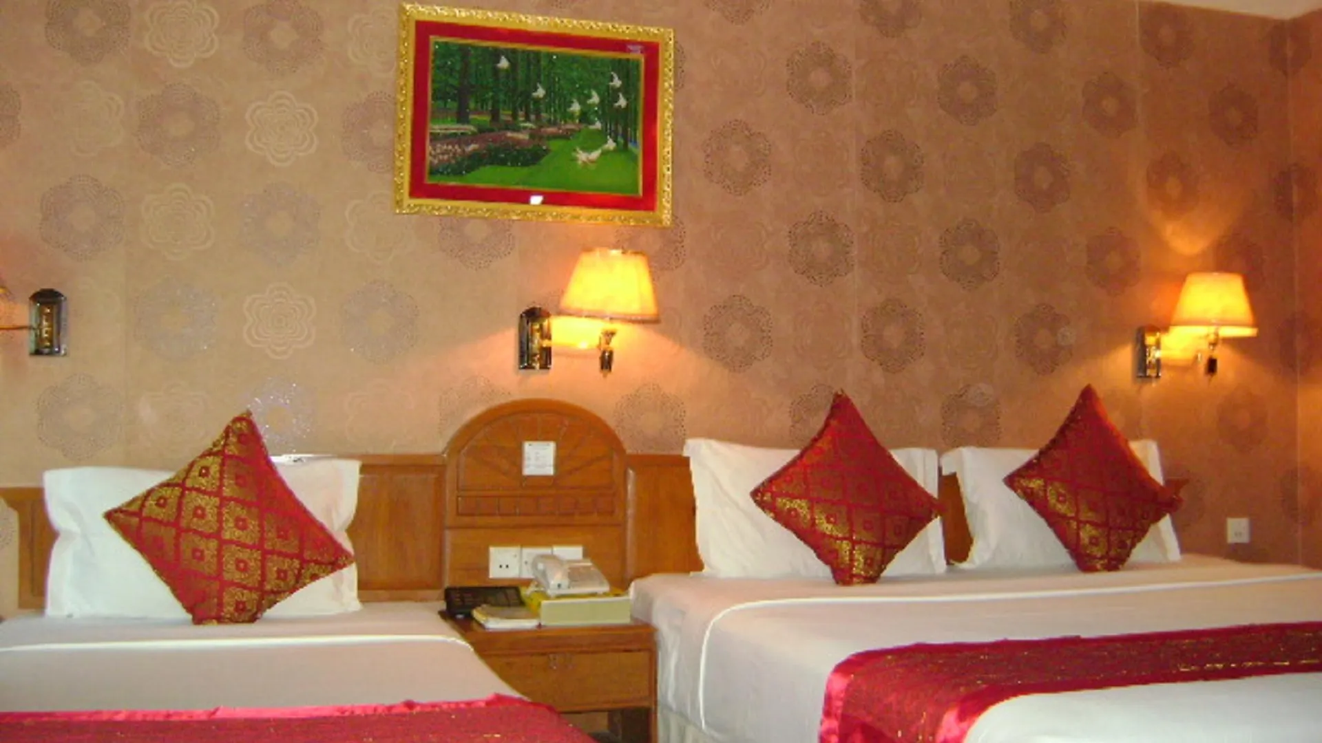 Excel Treasure Hotel Yangon 2*,