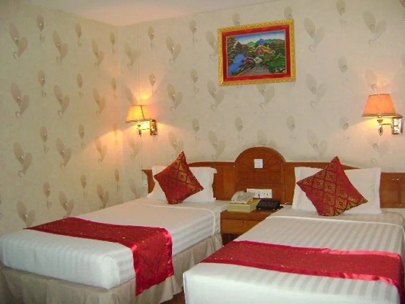 Excel Treasure Hotel Yangon 2*,  Myanmar